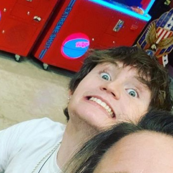 Meet your Posher, Ryan - Picture 2 of 2